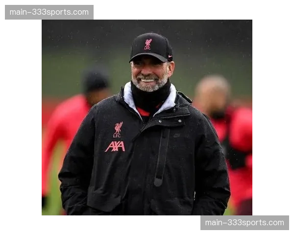 纽卡斯尔压迫成功率从42%降至31%，肋部空当频繁暴露